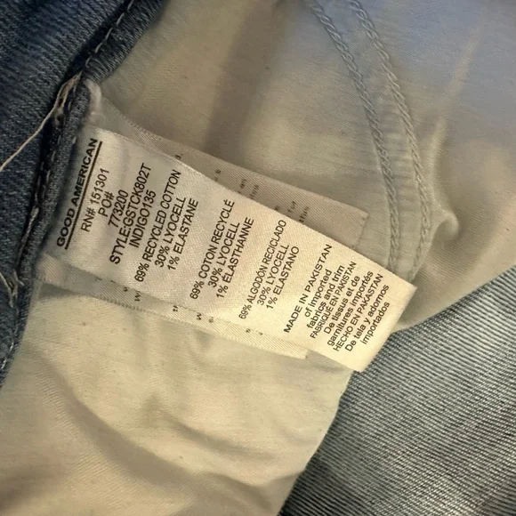 Good American Good Skate Wide Leg Jeans - Picture 6 of 6